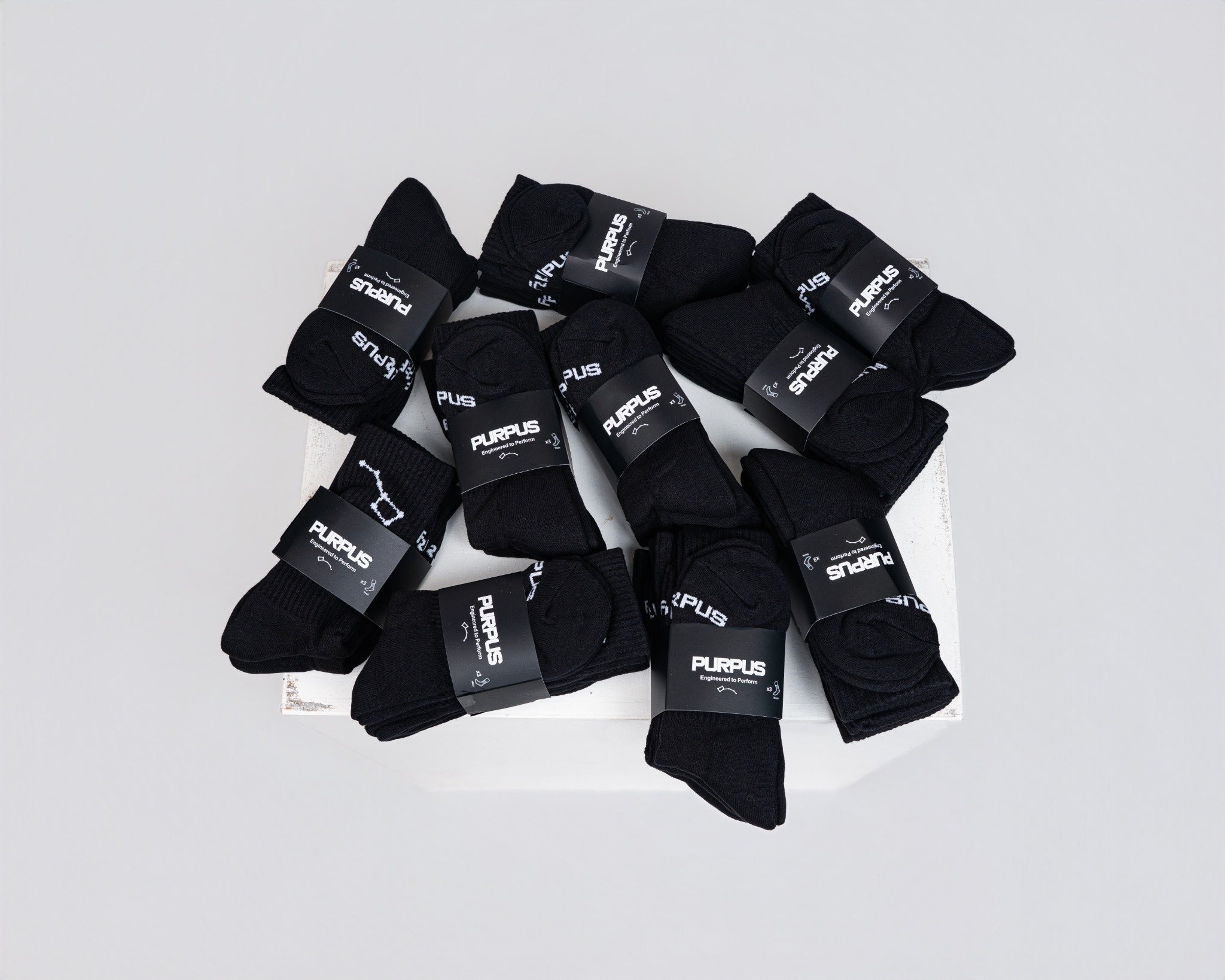 PURPUS PREVAIL Socks