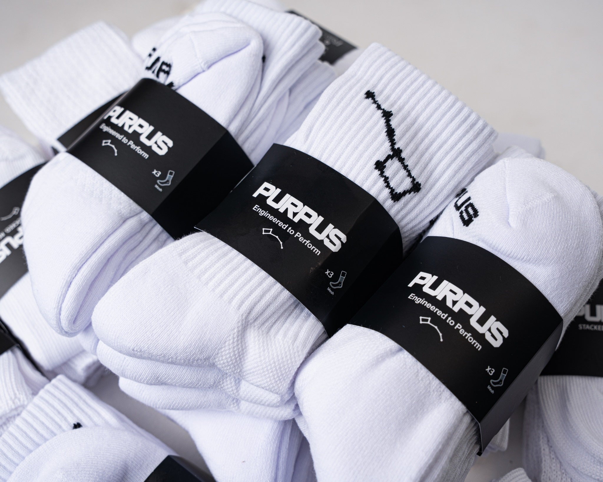 PURPUS PREVAIL Socks