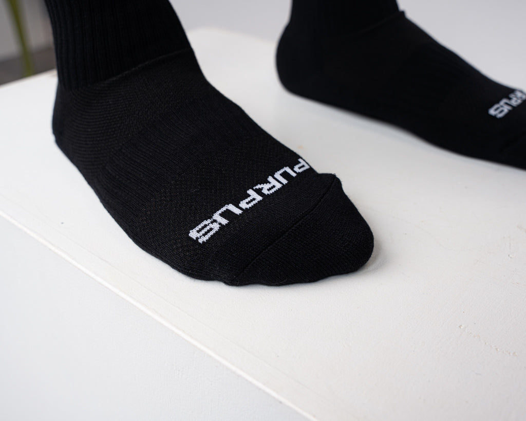 PURPUS PREVAIL Socks