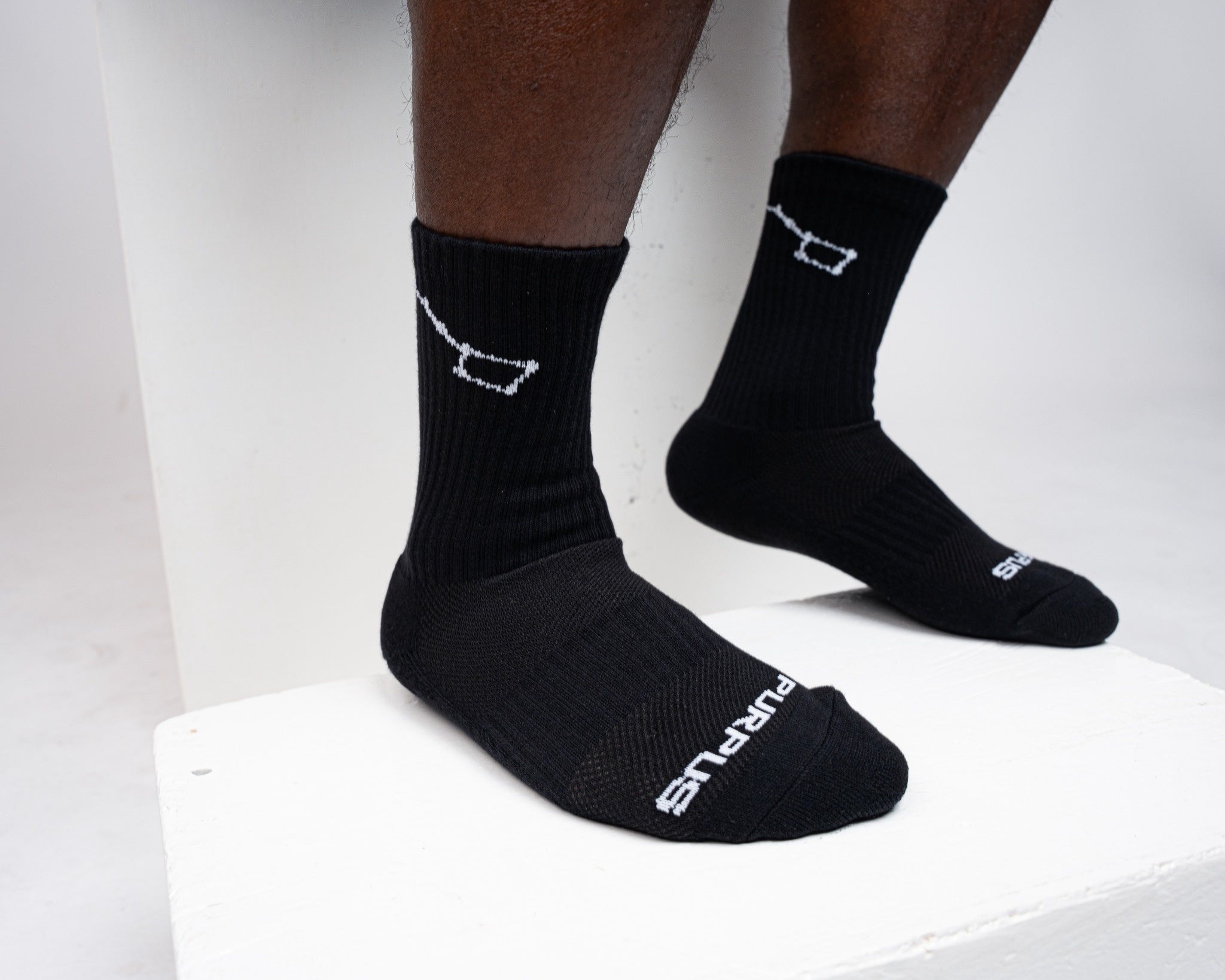 PURPUS PREVAIL Socks