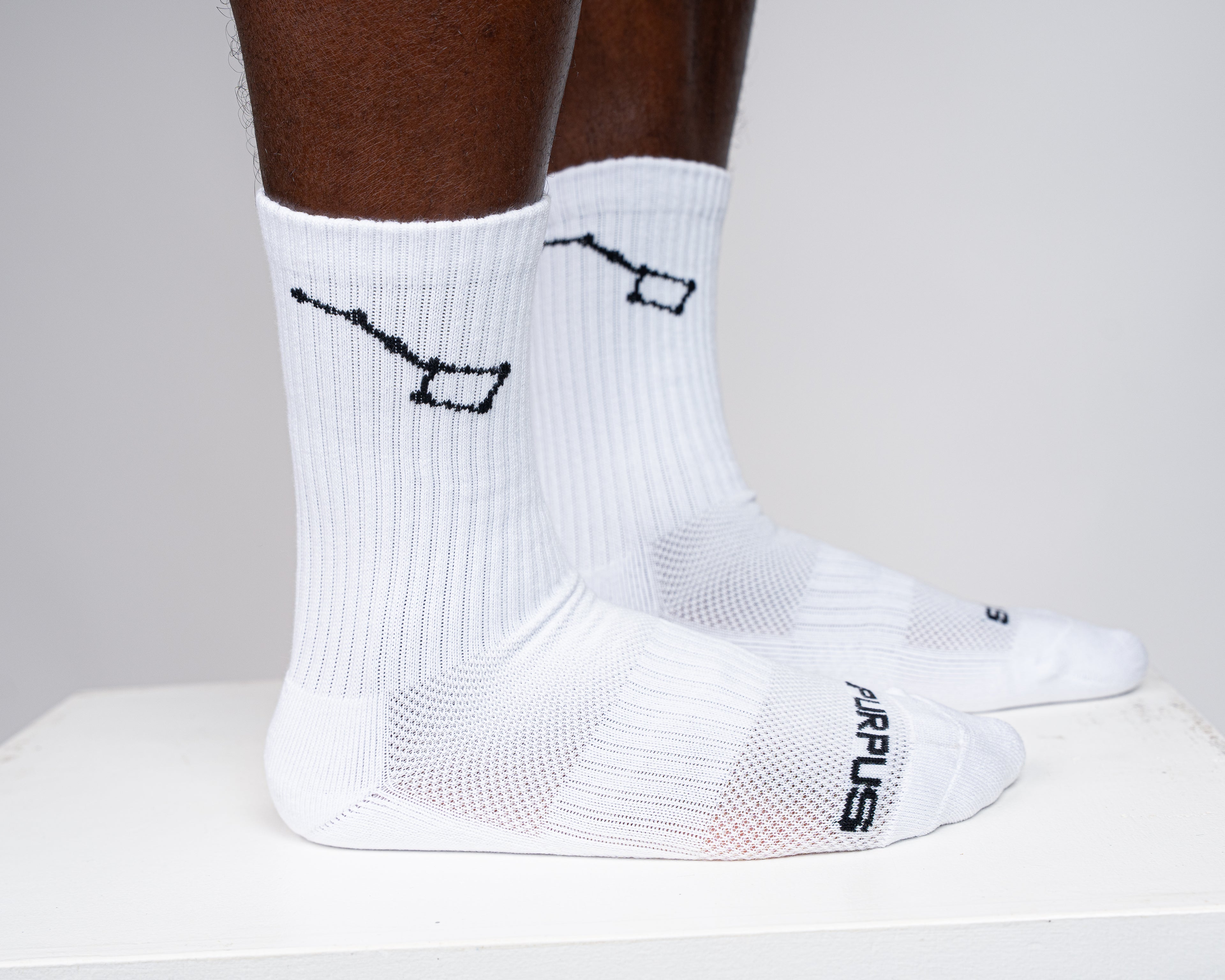 PURPUS PREVAIL Socks